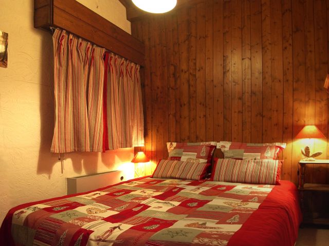 Chambre d'invités (1 lit double).