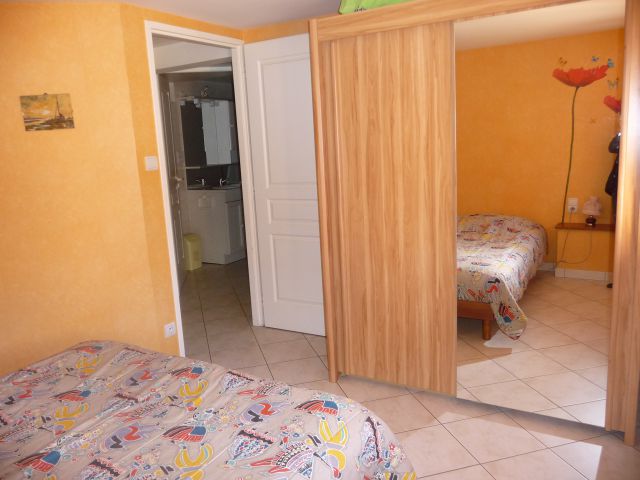 chambre 1 lit 160 cm