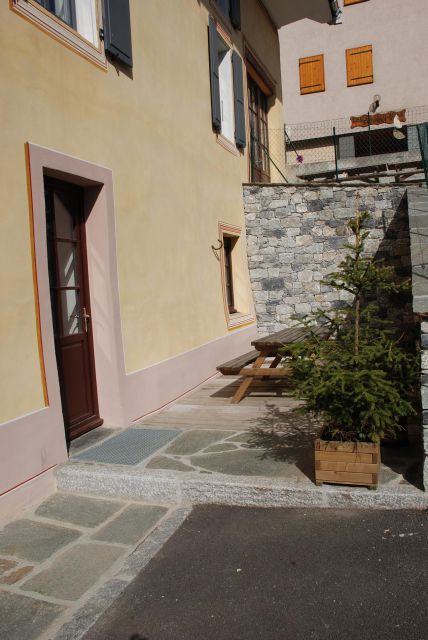 Une terrasse exposee Sud Est, plein pied de 12m².