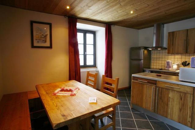 L'espace repas et cuisine.