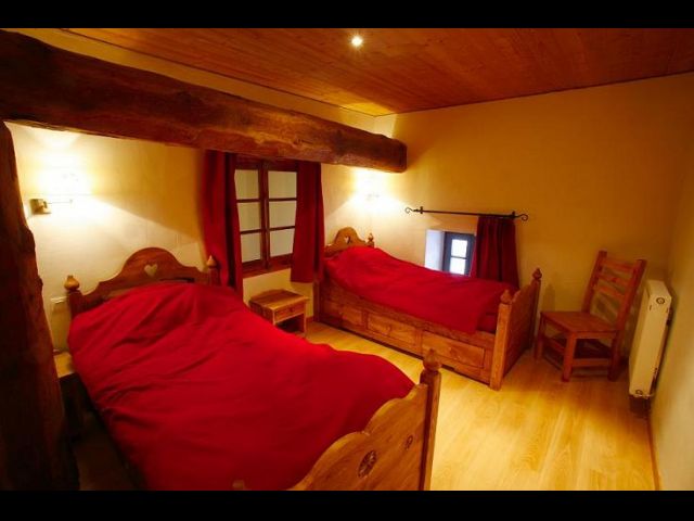 6 chambres spacieuses.