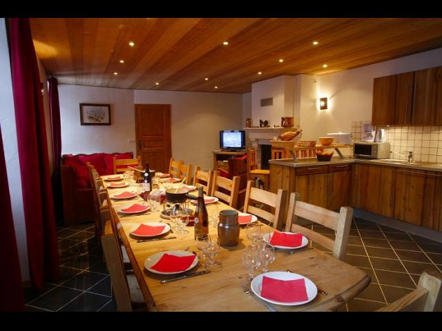 Un appartement confortable pouvant acceuillir 15 personnes.