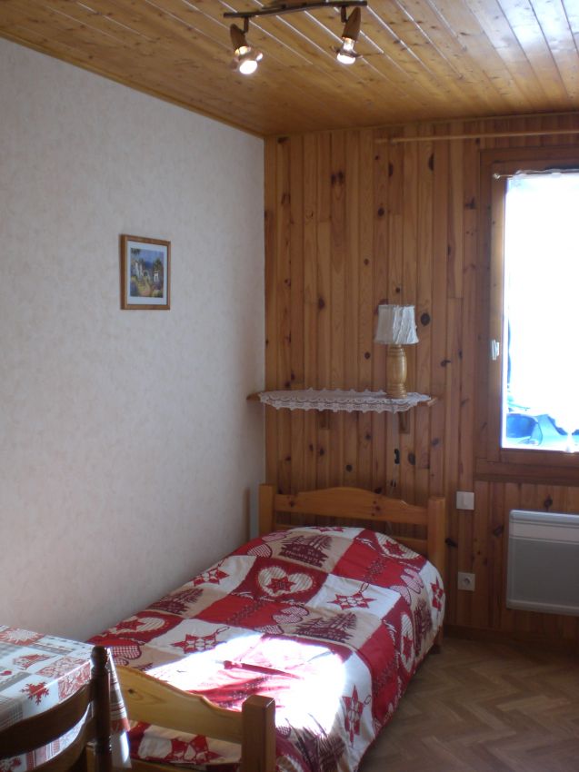 chambre 2
2 lits gigognes
