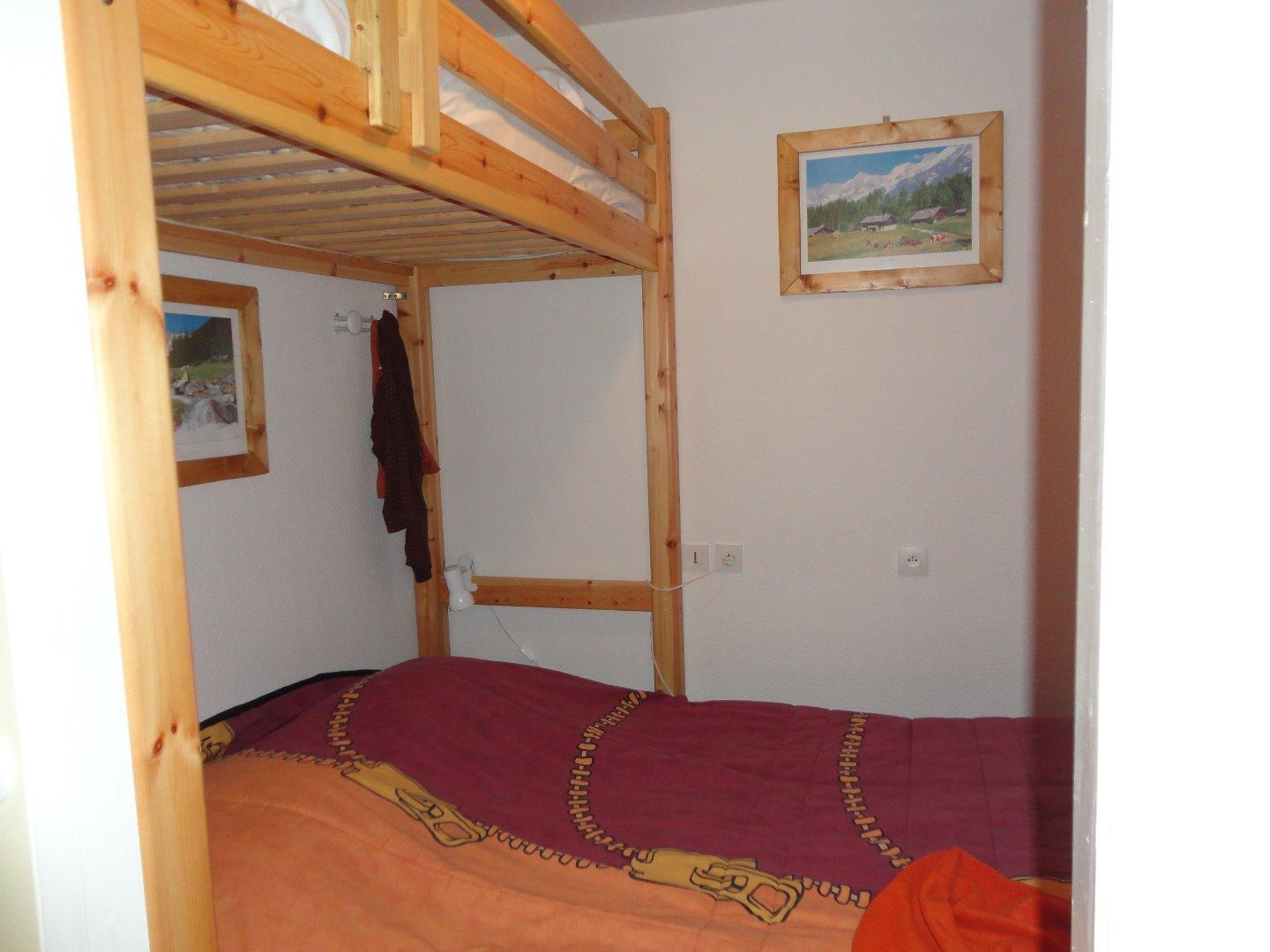 chambre avec un lit 2 personnes (BZ)