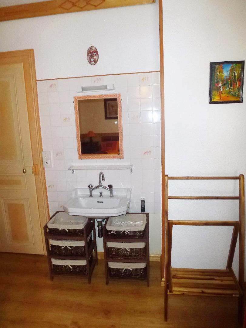Coin toilette grande chambre