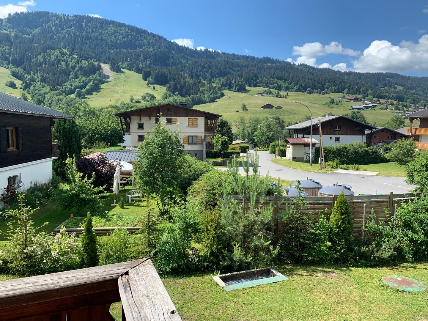 vue depuis le balcon du séjour