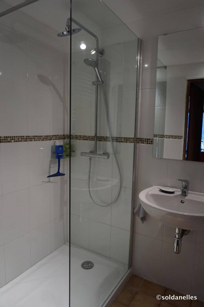Douche à l'italienne