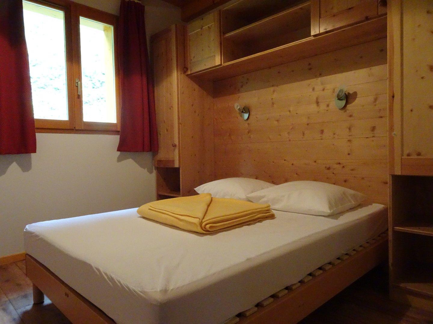 chambre lit double 140x190