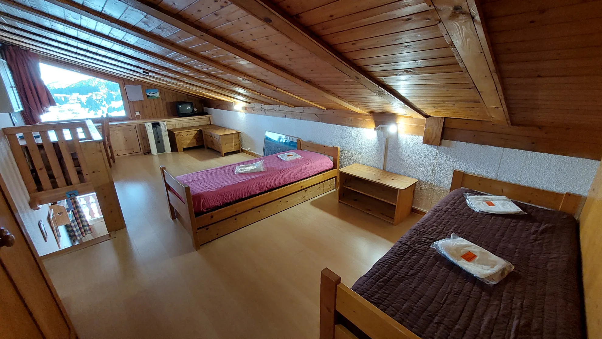 Etage côté sud avec 2 lits GIGOGNES