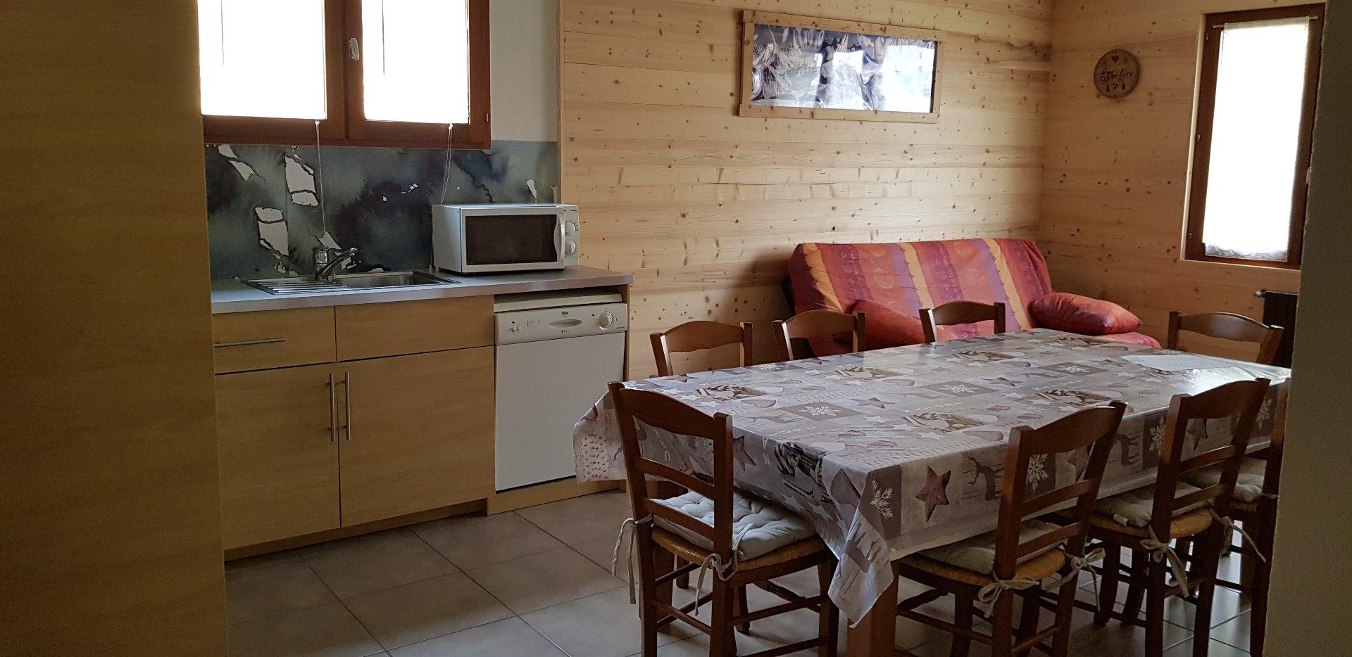 Cuisine, salle à manger, salon 