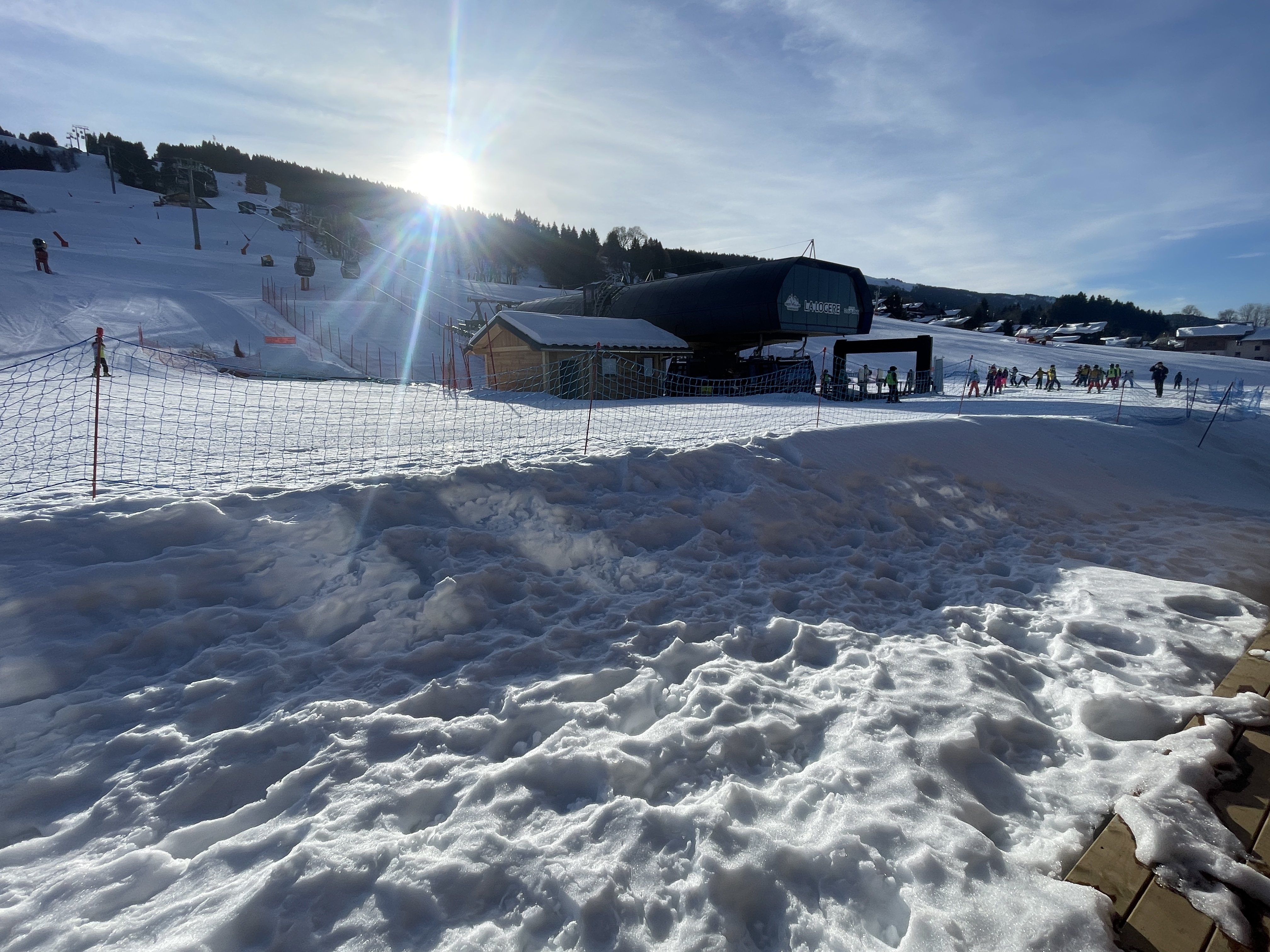 Départ de la télécabine vu depuis la terrasse
