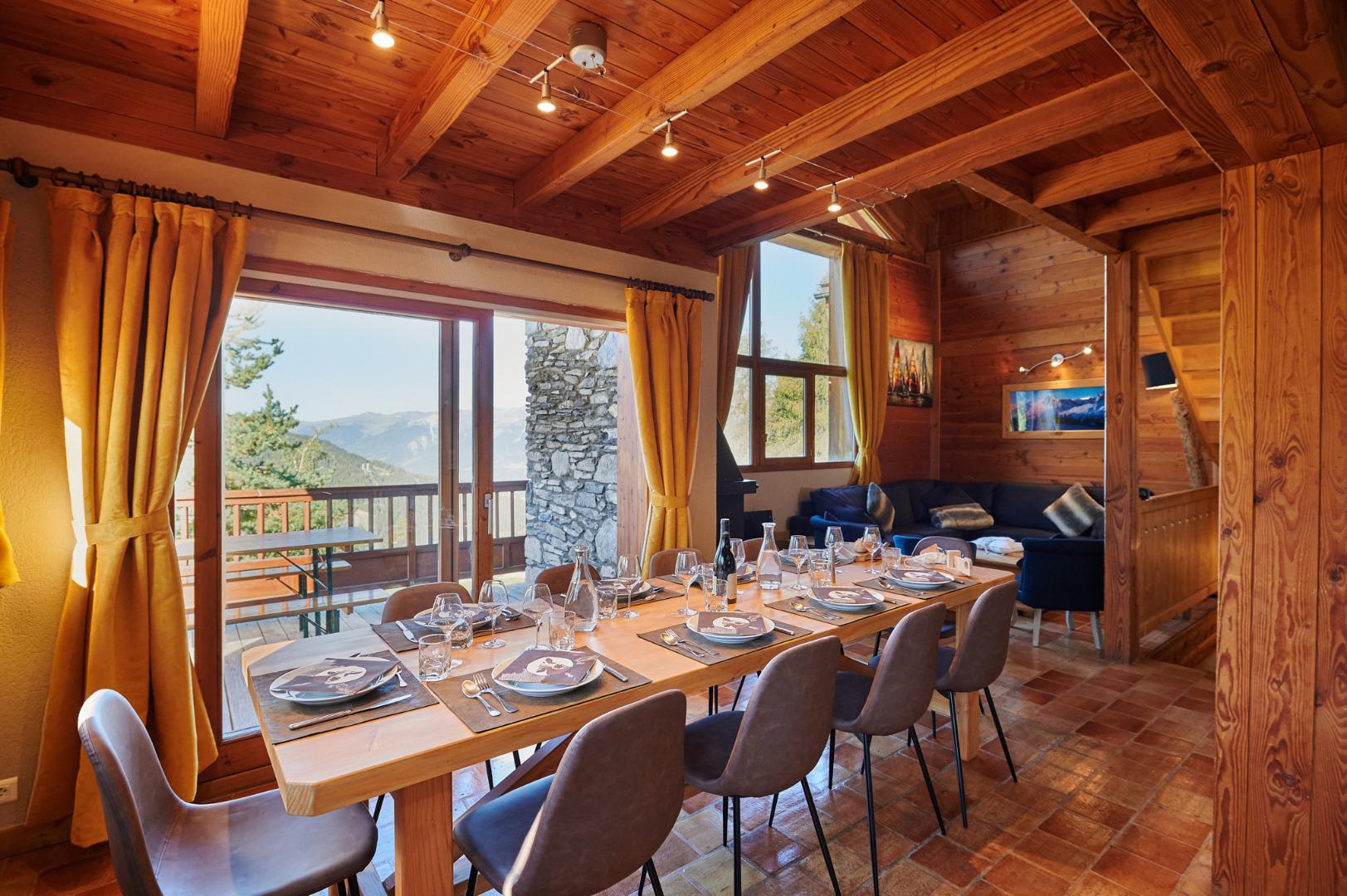 coin repas avec salon