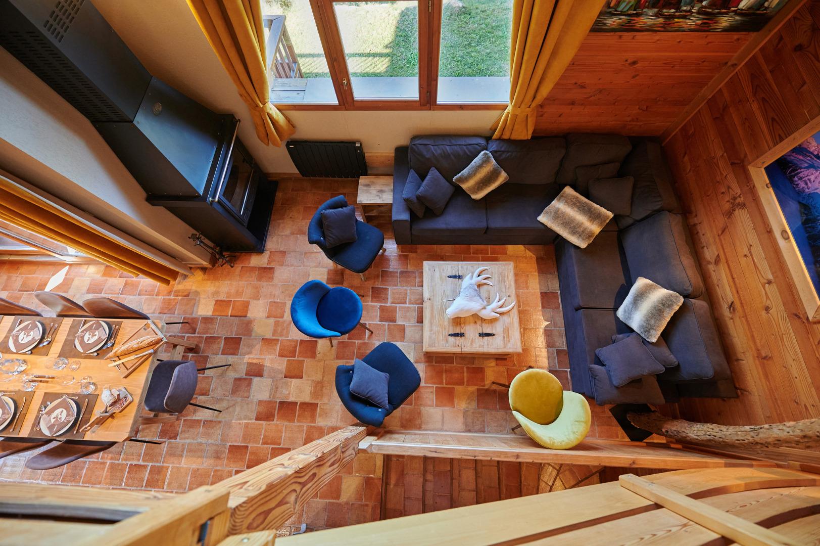 salon avec cheminée vue du haut