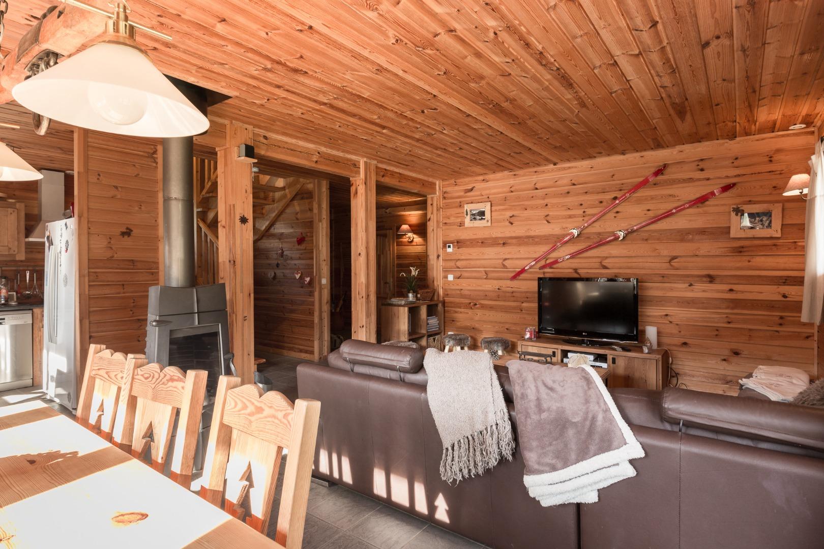 La pièce à vivre depuis la partie salle à manger