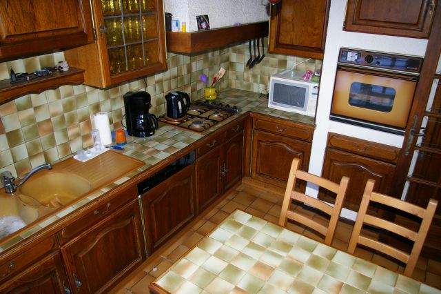 cuisine , lave vaisselle , four , micro onde