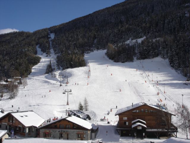 Vue prise du balcon de l'appartement