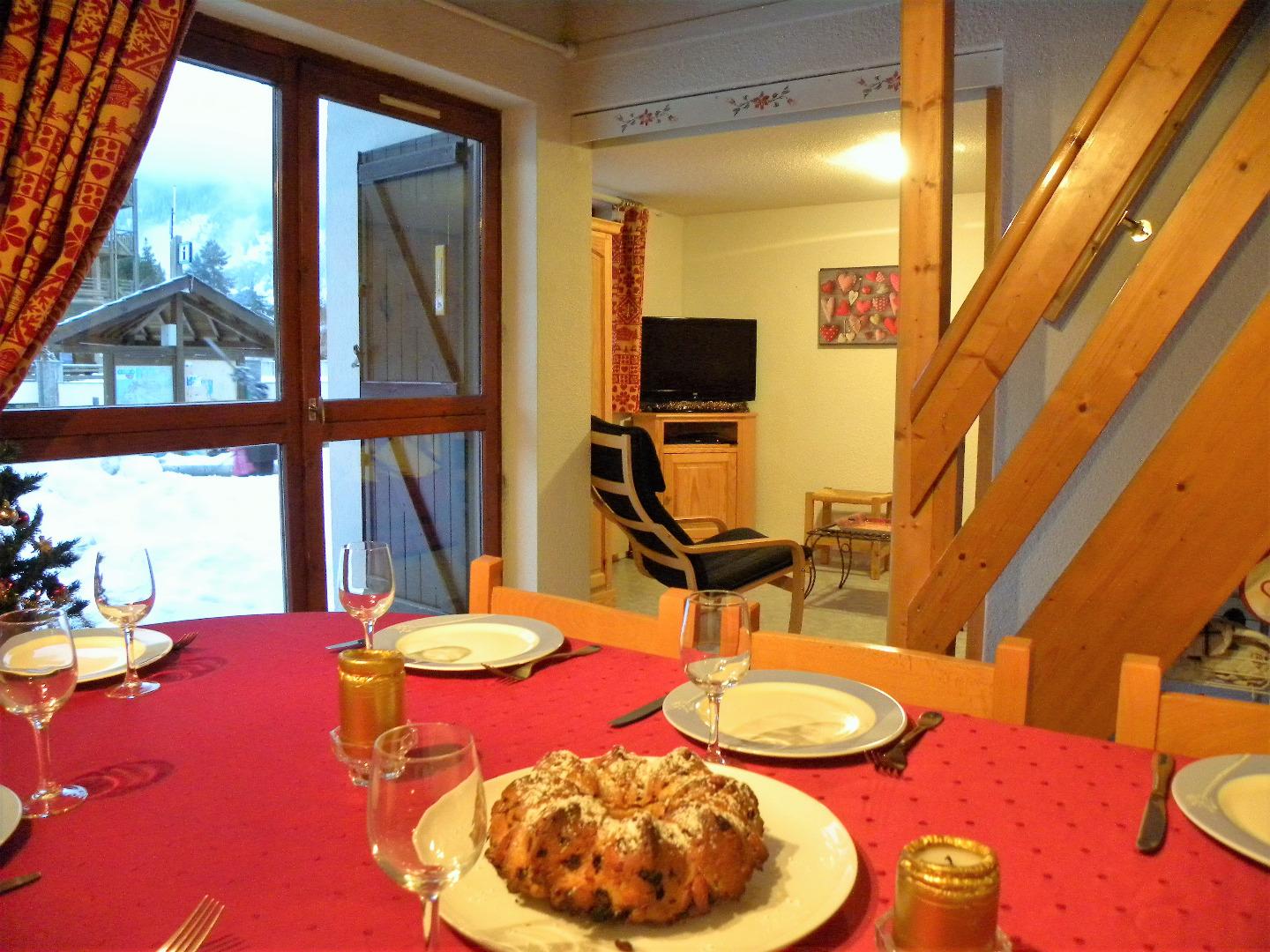 grande pièce à vivre : salle à manger - salon