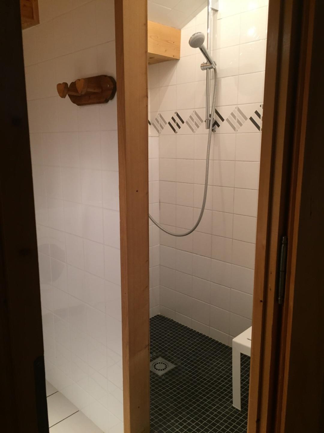 Salle de douche n°3