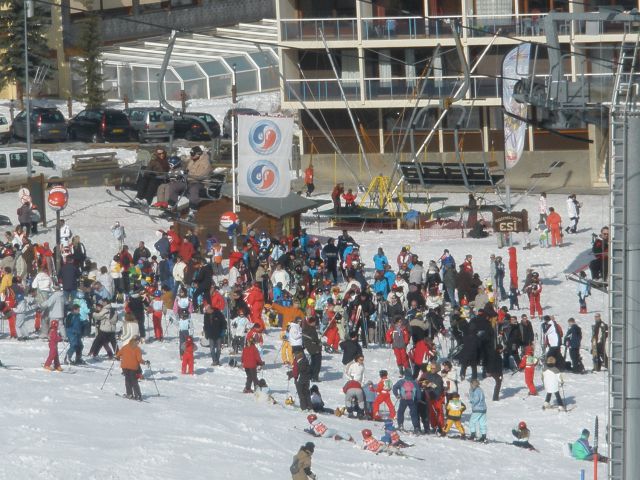 Vue des pistes vers la résidence
