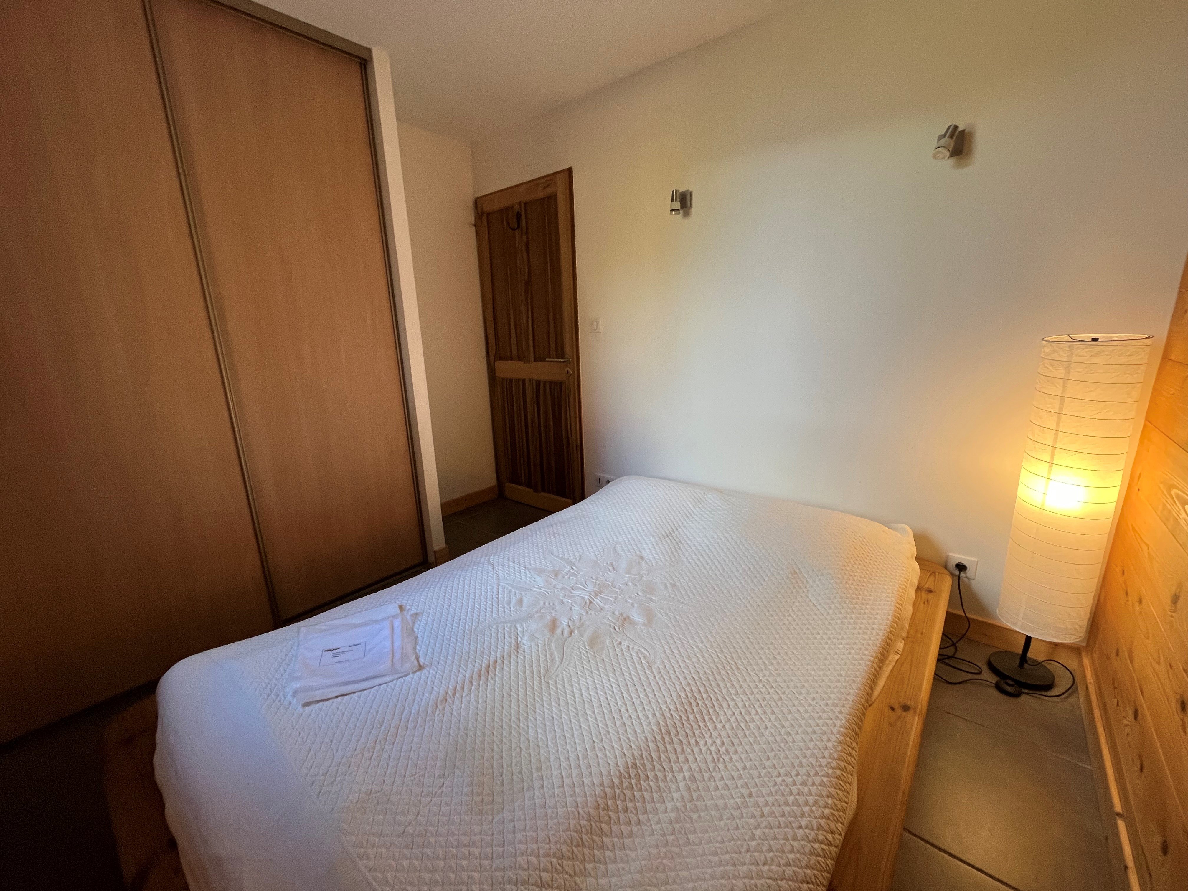CHAMBRE 1