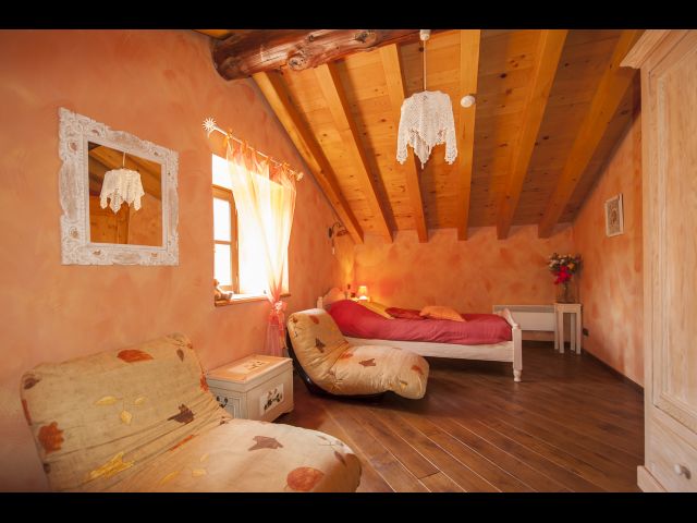Chambre orange 2 lits en 90
