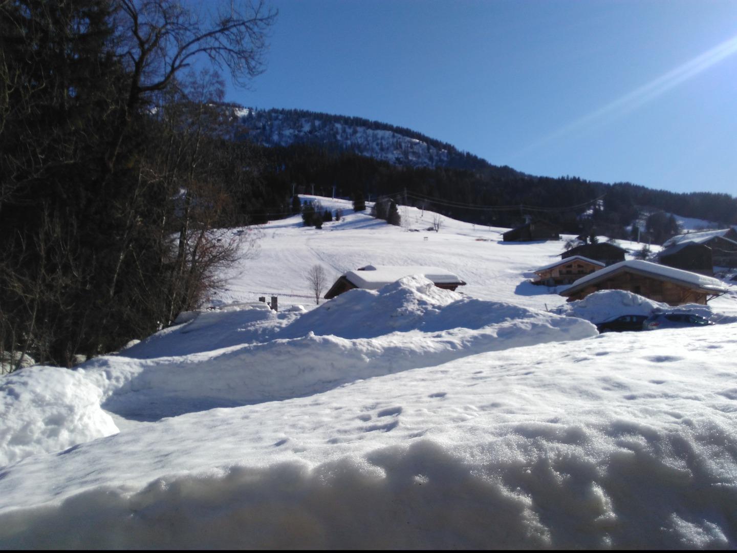 Piste de retour, vue depuis le chalet.