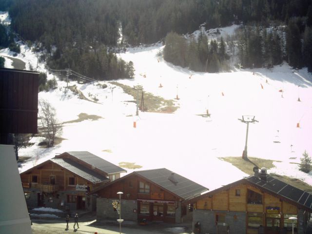 vue sur les pistes depuis le balcon