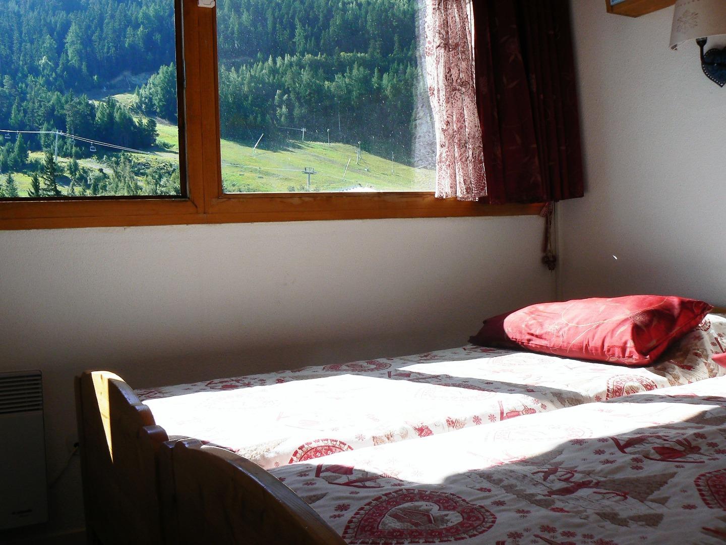 autre vue de la chambre principale