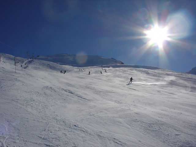 Piste station