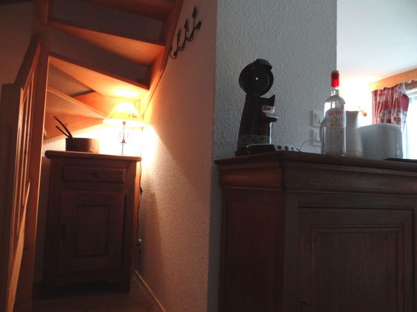 Entrée, montée d'escalier