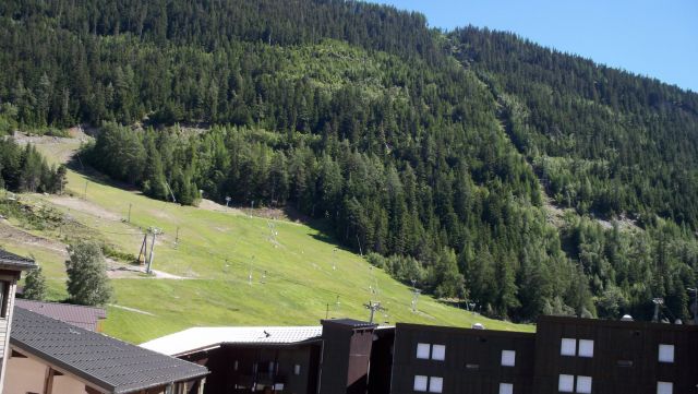 ETE Vue du séjour sur les pistes