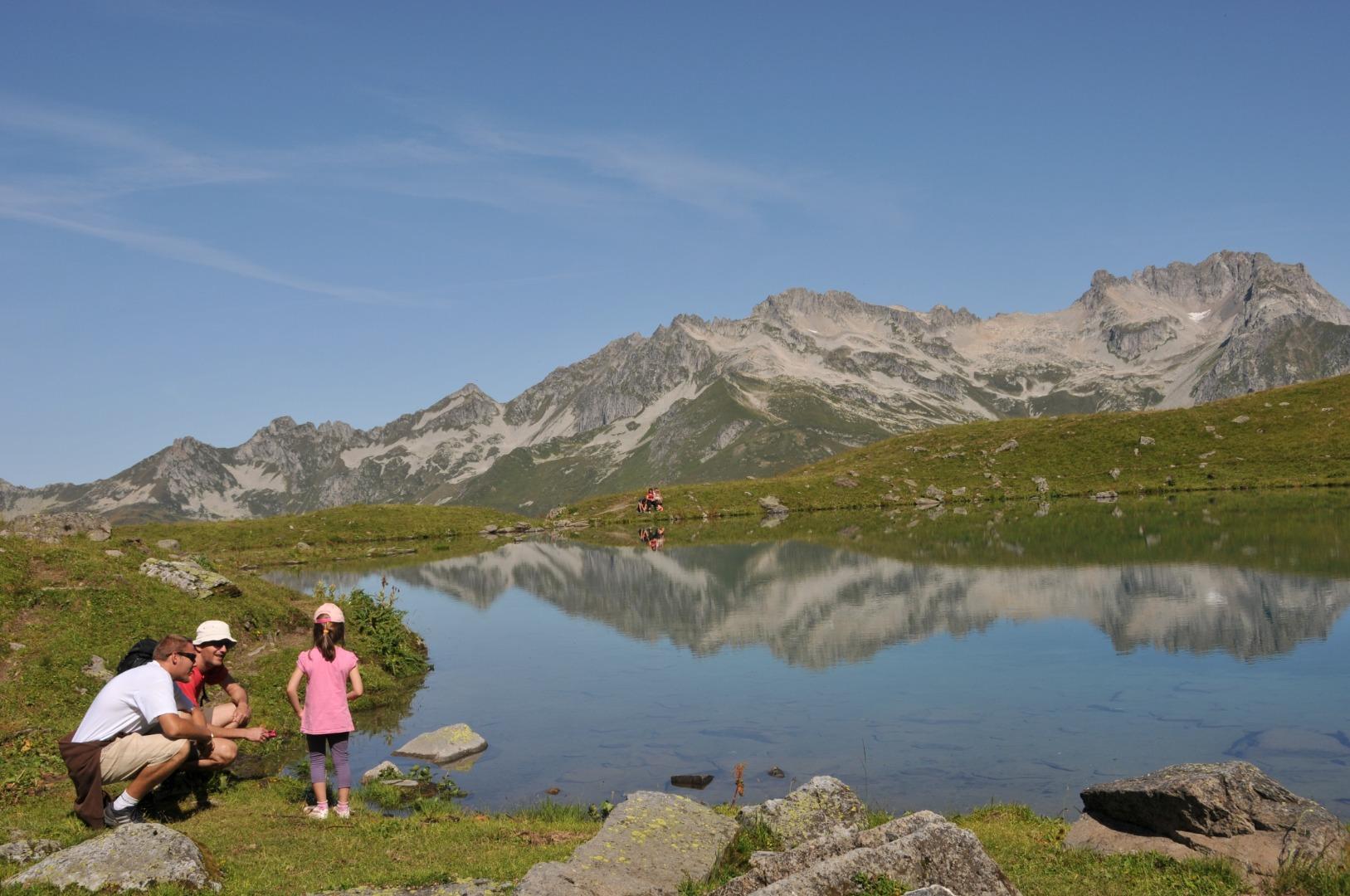 PROMENADE FAMILIALE 
DECOUVERTE DES LACS D ALTITUDE