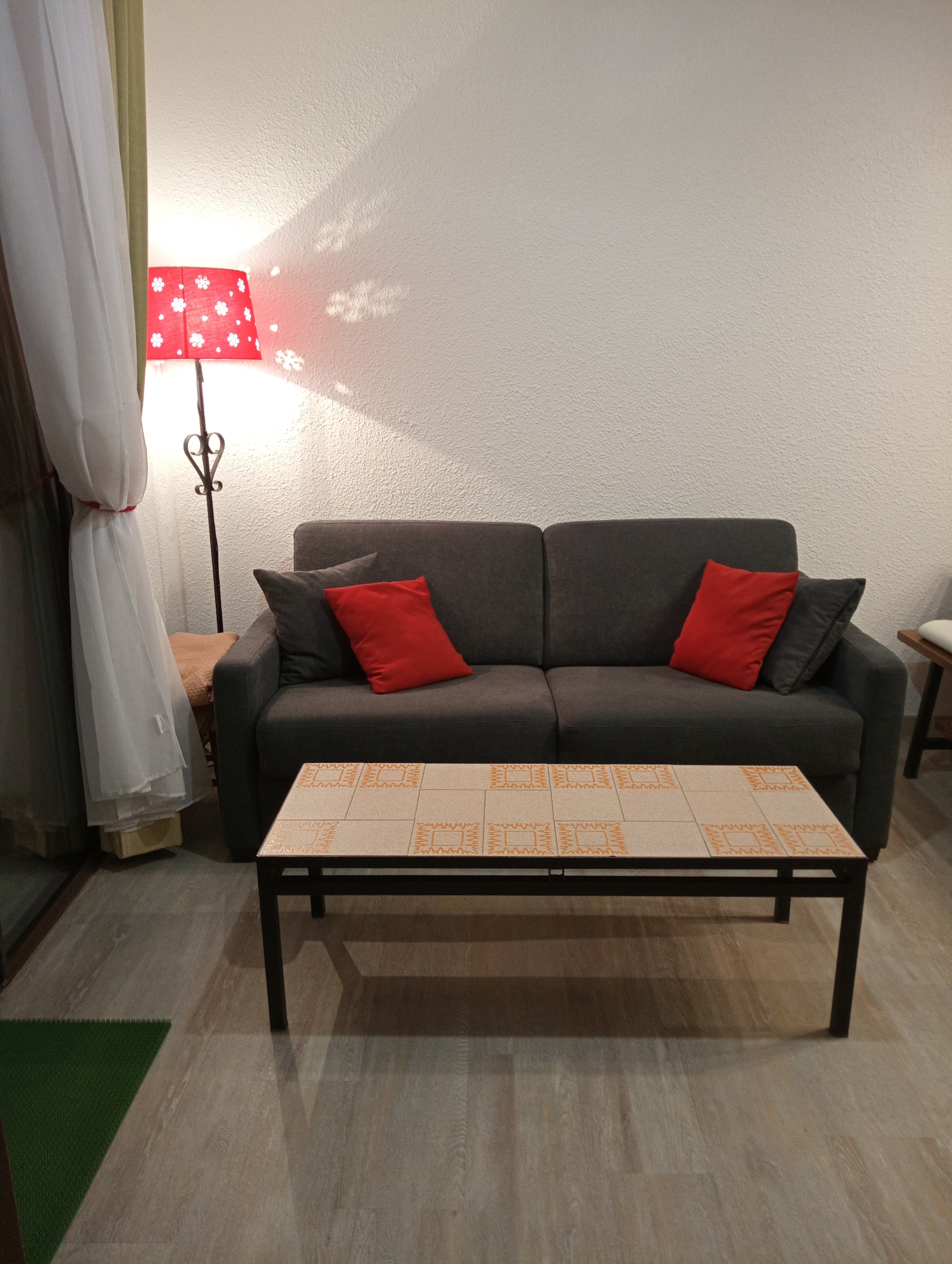 coin salon (divan lit couchage pour deux)