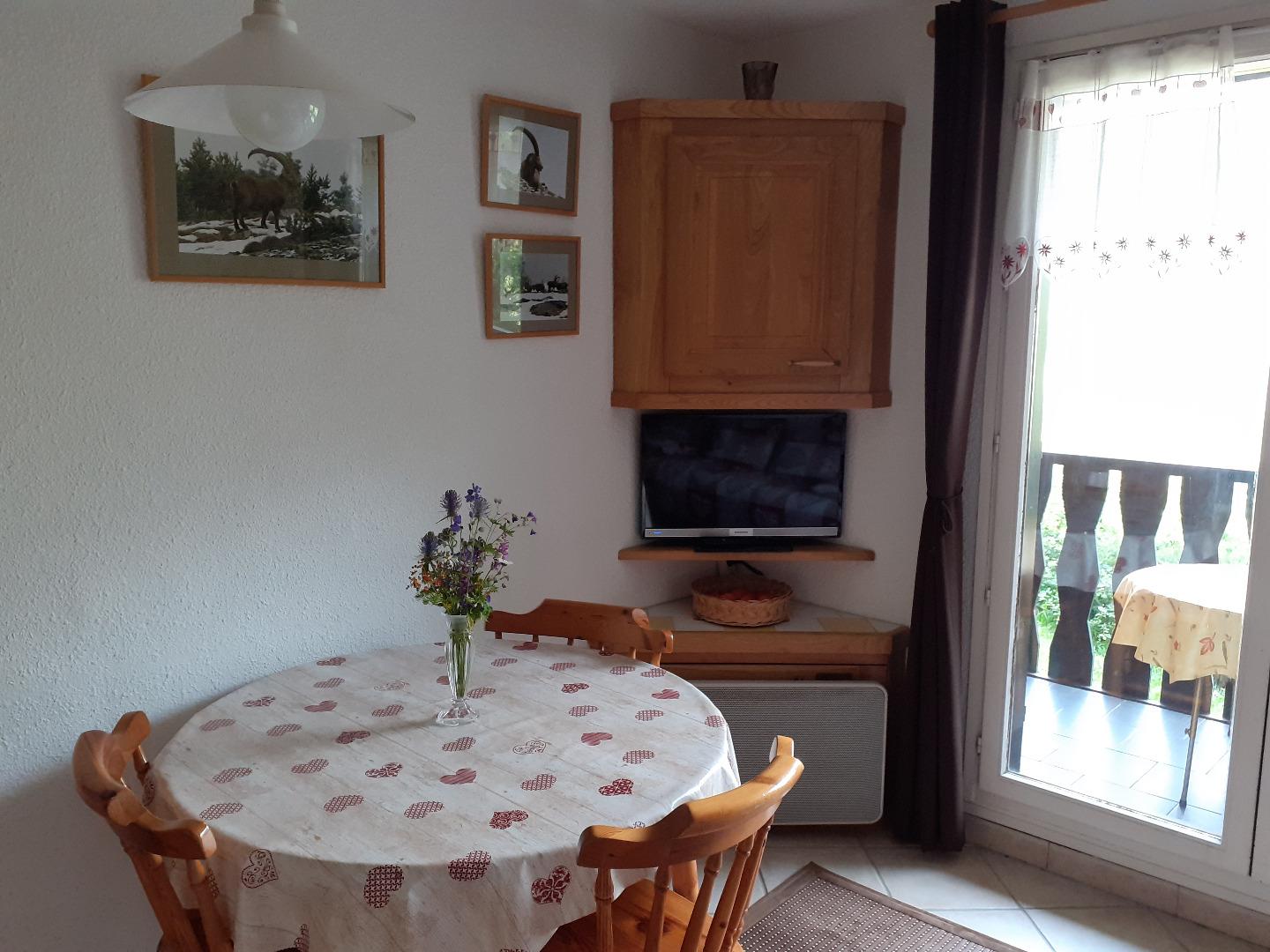 Télévision équipement TNT. 