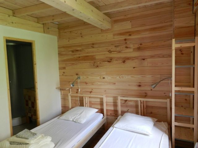 4 chambres avec chacune leur salle de bain
