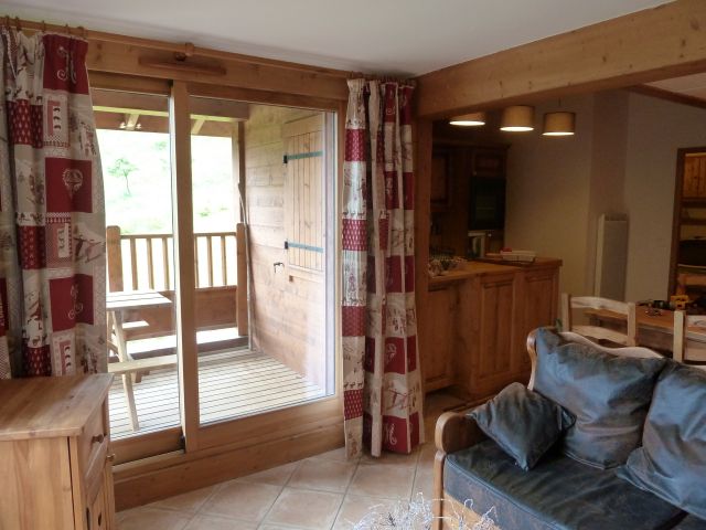 Salon et balcon