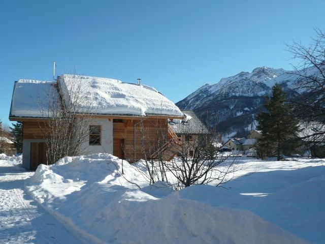 Chalet individuel très bien placé a 3 minutes à pied des commerces