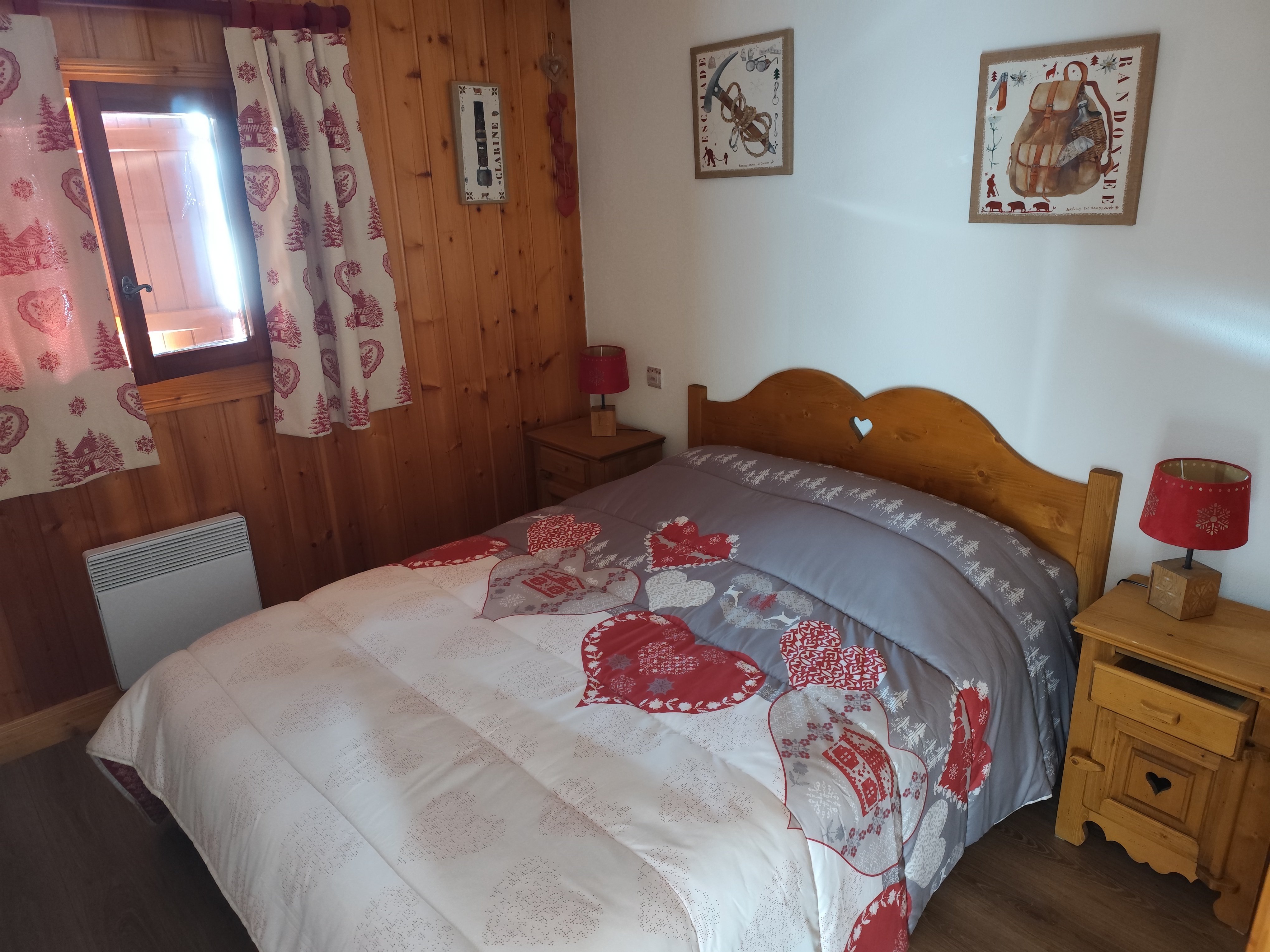 La première chambre donnant sur la terrasse