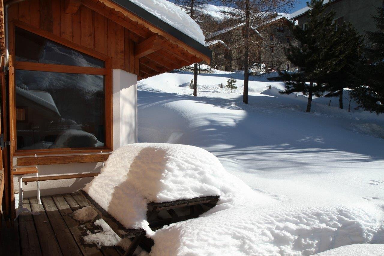 le jardin sous la neige