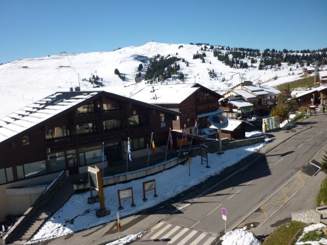 Du balcon, vue sur le Mont Bisanne