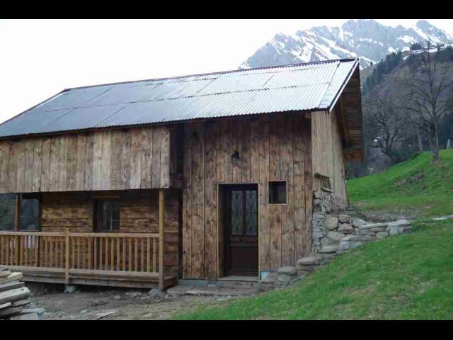 Chalet individuel St Martin
Façade ouest avec l'Etale en arrière plan