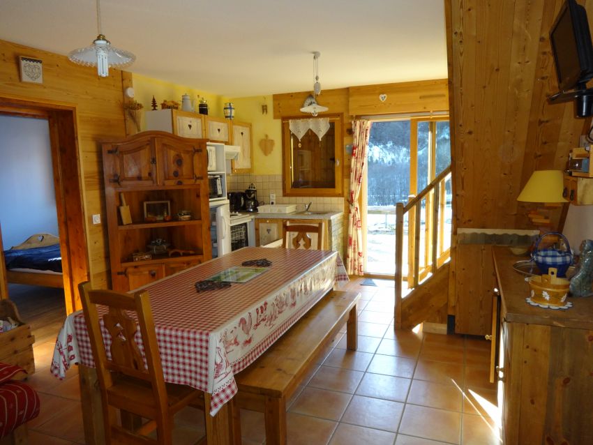 Pièce à vivre avec coin salon et Kitchnette