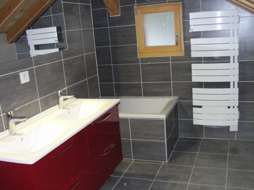 Salle de bain de l'étage.