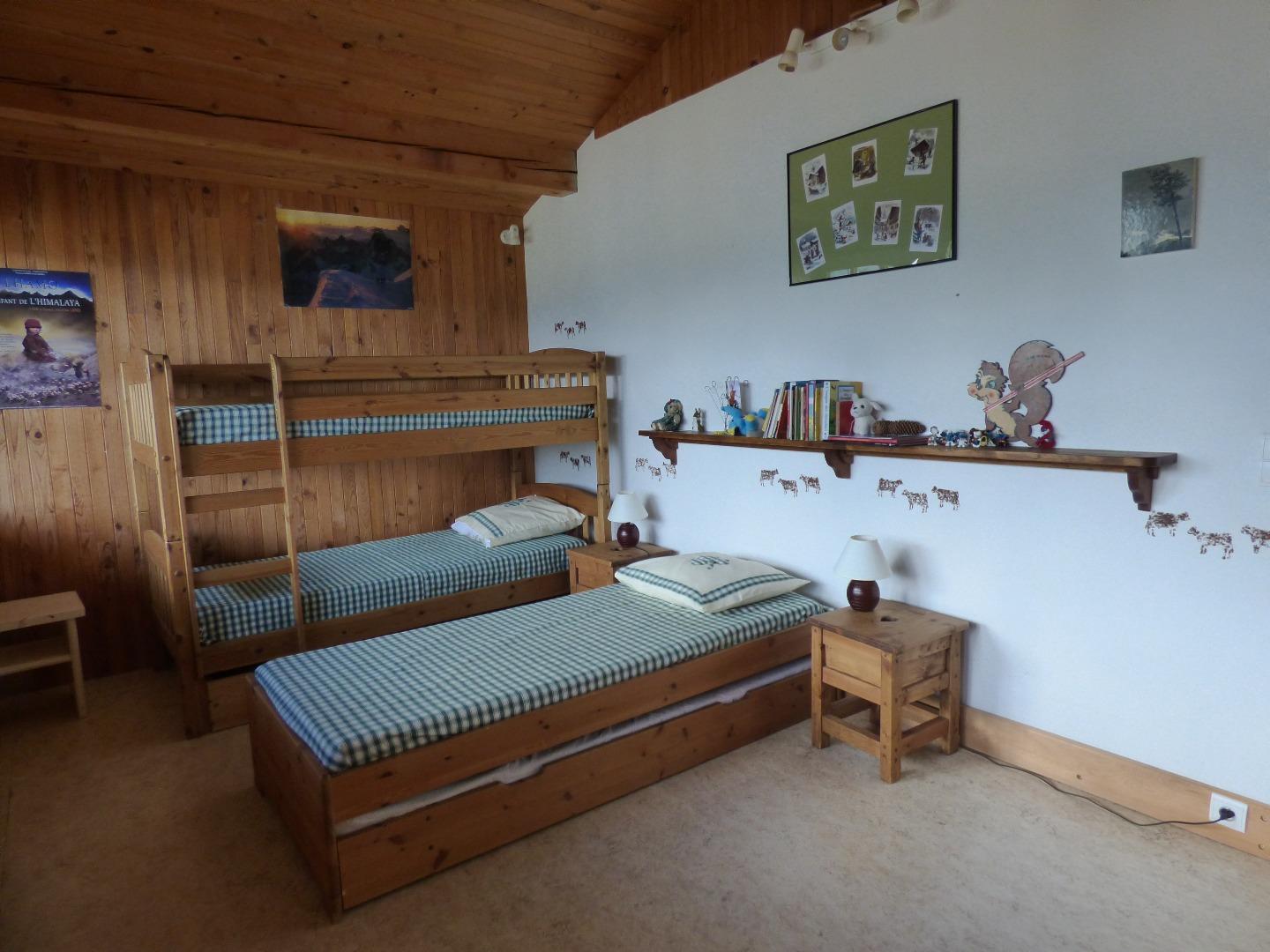 Chambre 3 au 2ème étage 4 lits