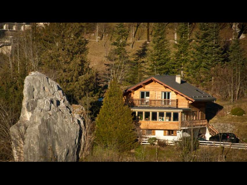 Le Châlet "Le Gros Caillou" vu de la Colline des Bains