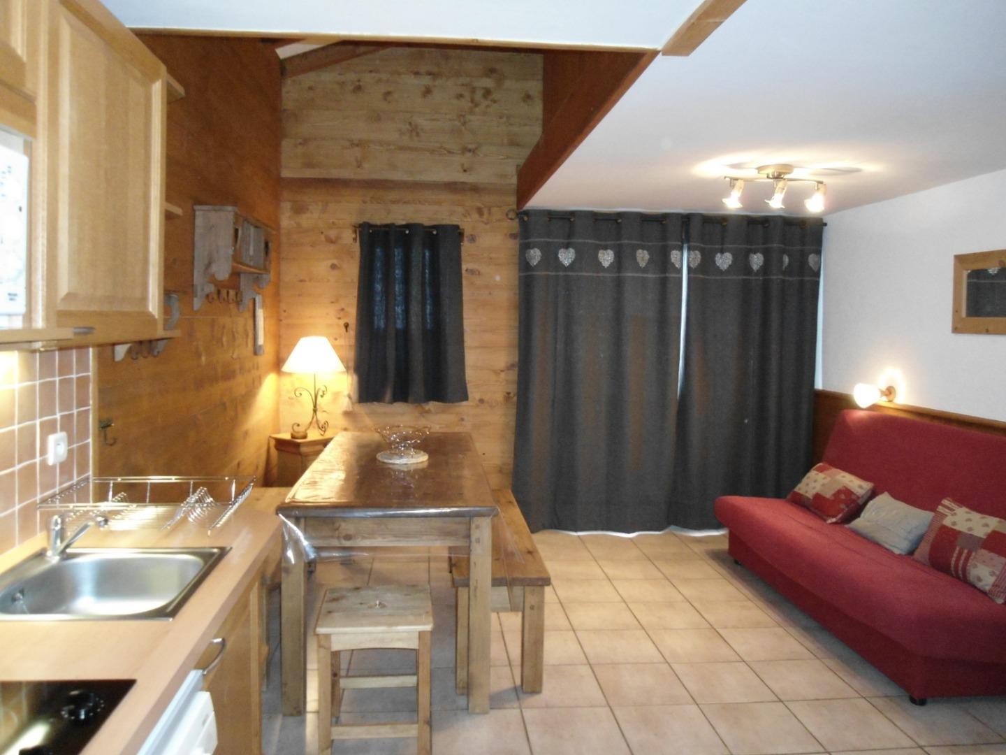 PIECE PRINCIPALE APPARTEMENT "LE LACHAT"