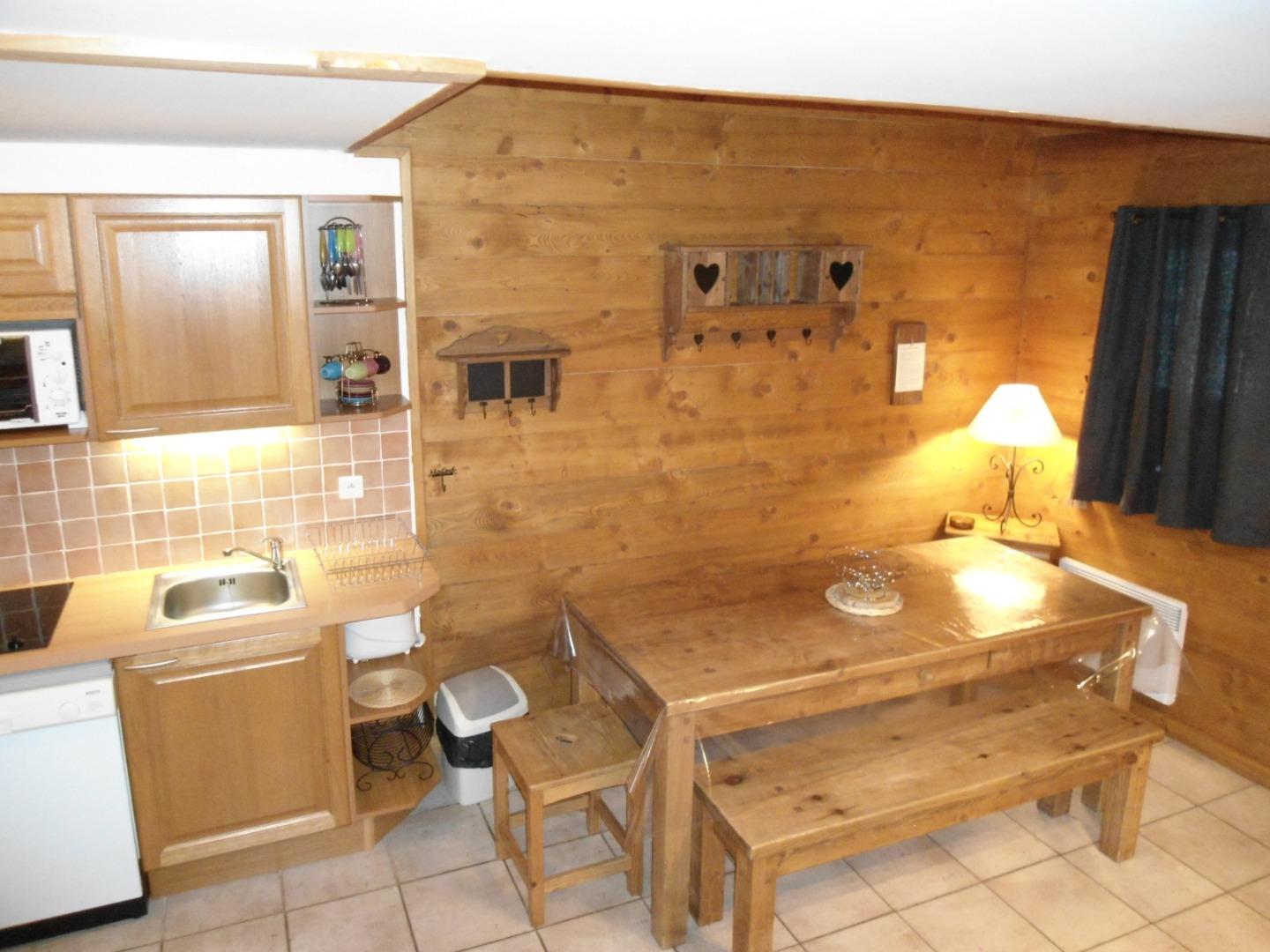 COIN CUISINE / REPAS APPARTEMENT "LE LACHAT"