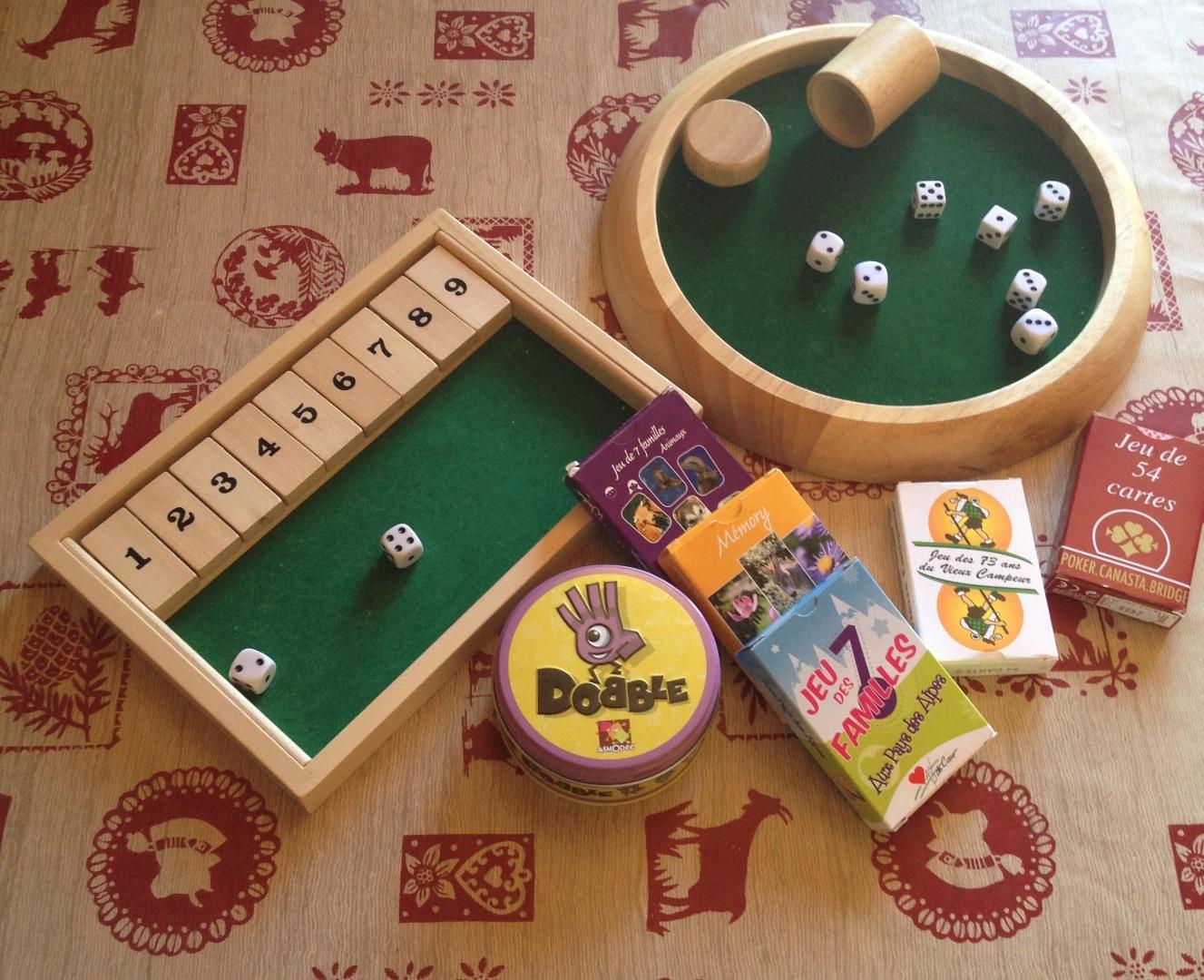 les jeux sur place et qui restent, merci