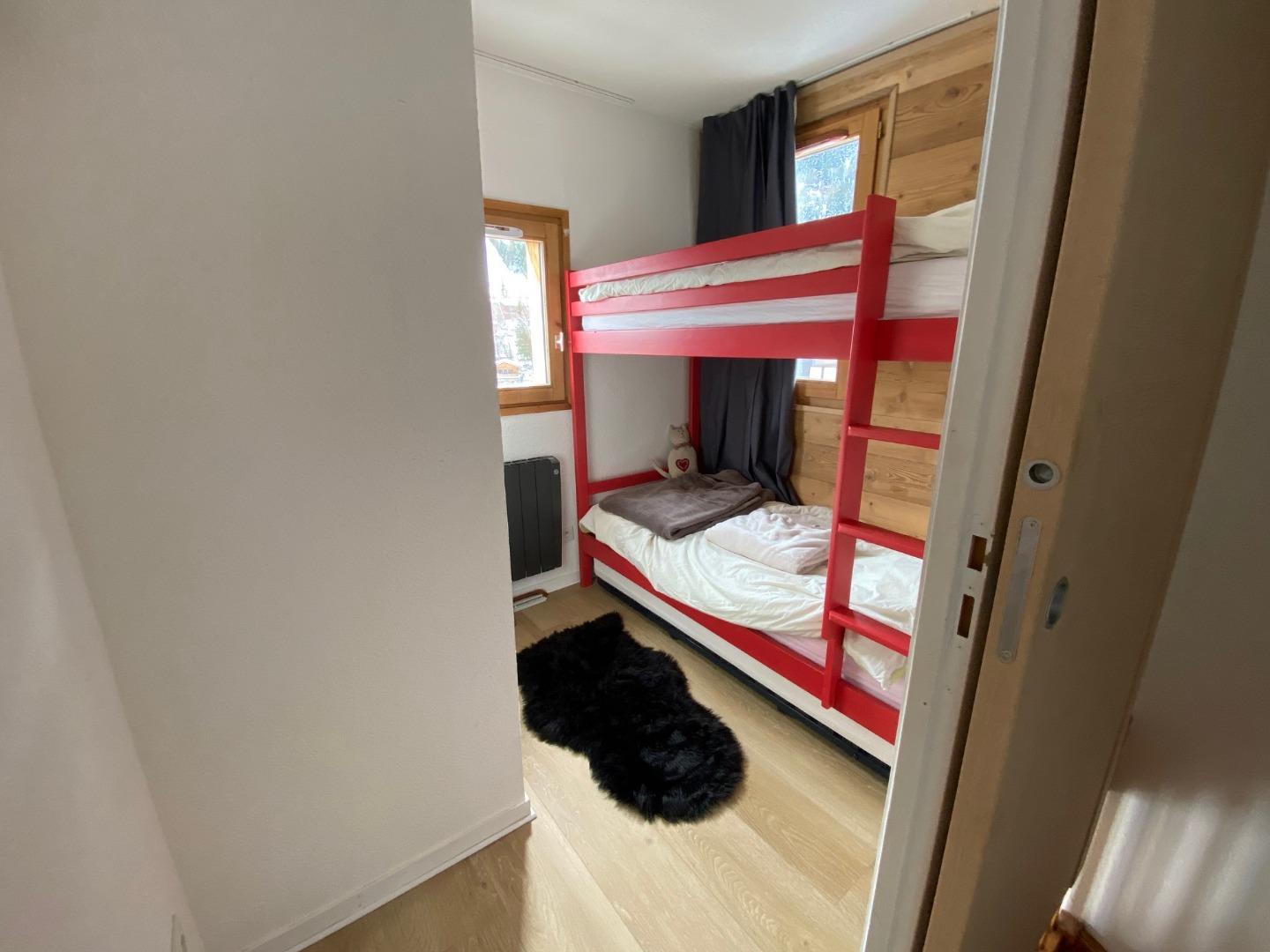 La chambre 2 (trois couchages)