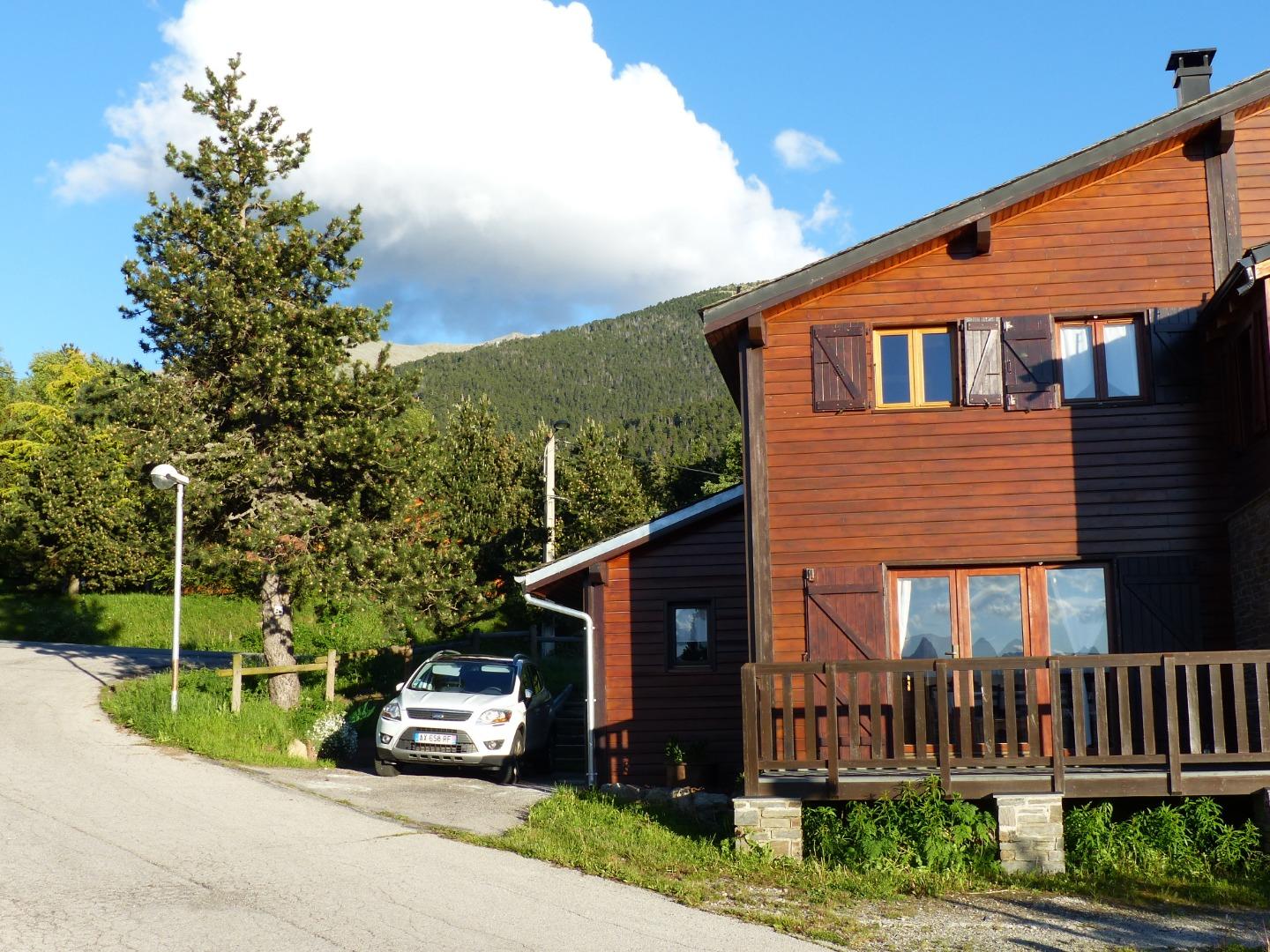 Le chalet coté terrasse
